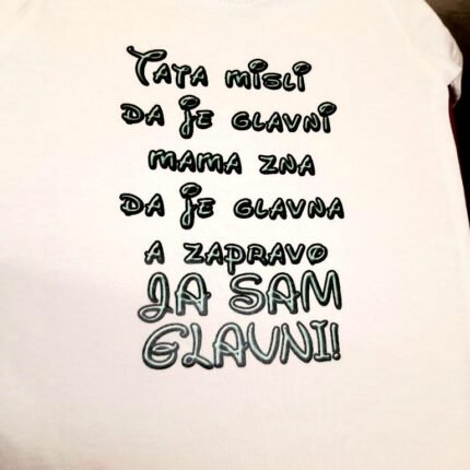 Tata misli da je glavni :)