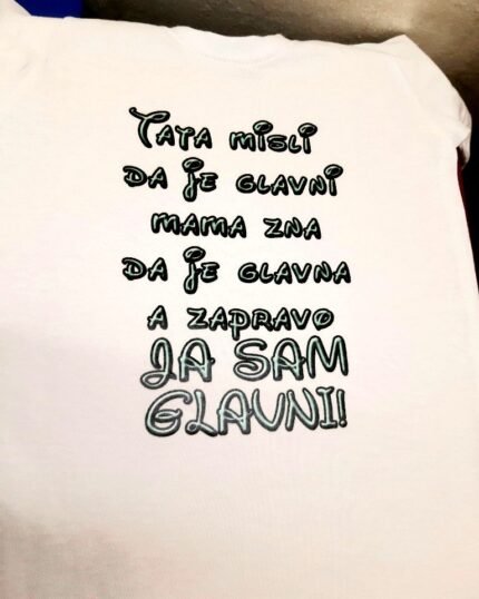 Tata misli da je glavni :)