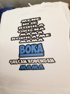 Mene nije rodila obicna mama