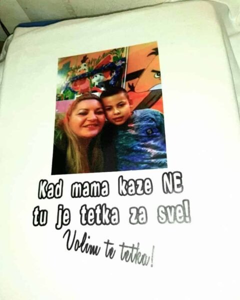 Tu je tetka za sve V2 – Majica sa štampom
