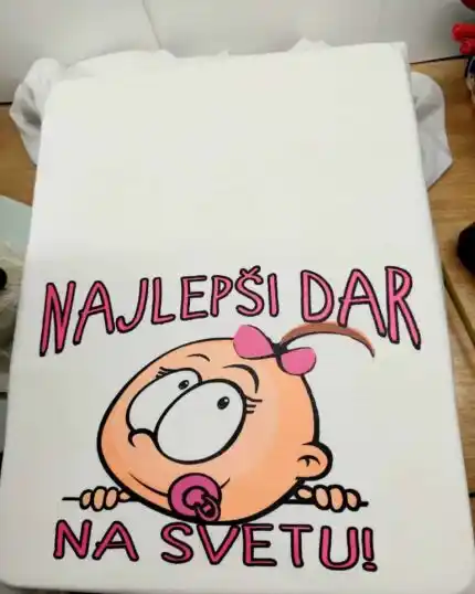 Najlepsi dar na svetu (devojcica)