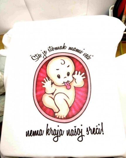 Sto je stomak mami veci :)