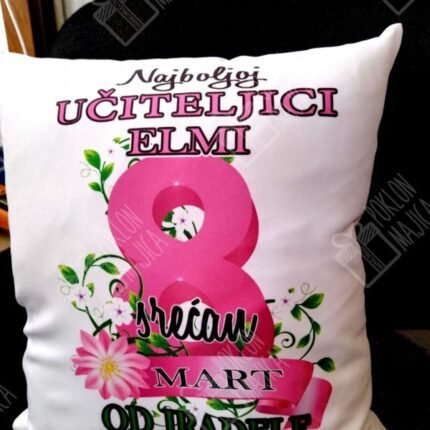 Jastuk za 8. mart
