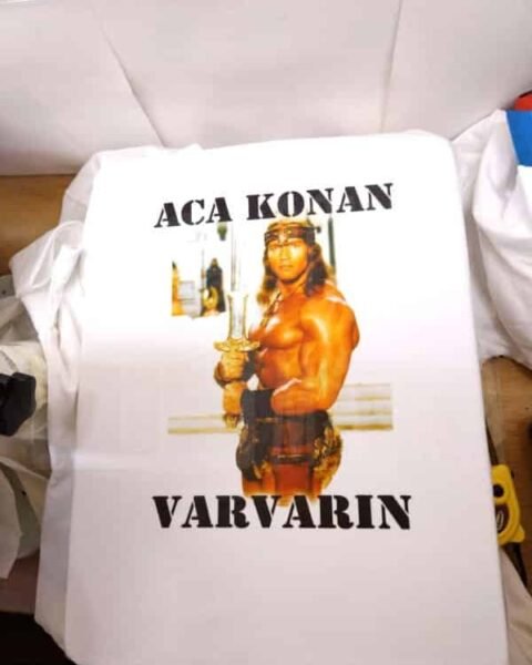 Aca konan varvarin – Majica sa štampom