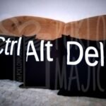 CTRL ALT DEL (crna verzija)