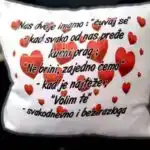 Nas dvoje imamo