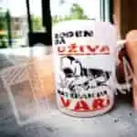 Rodjen da uziva nateran da vari