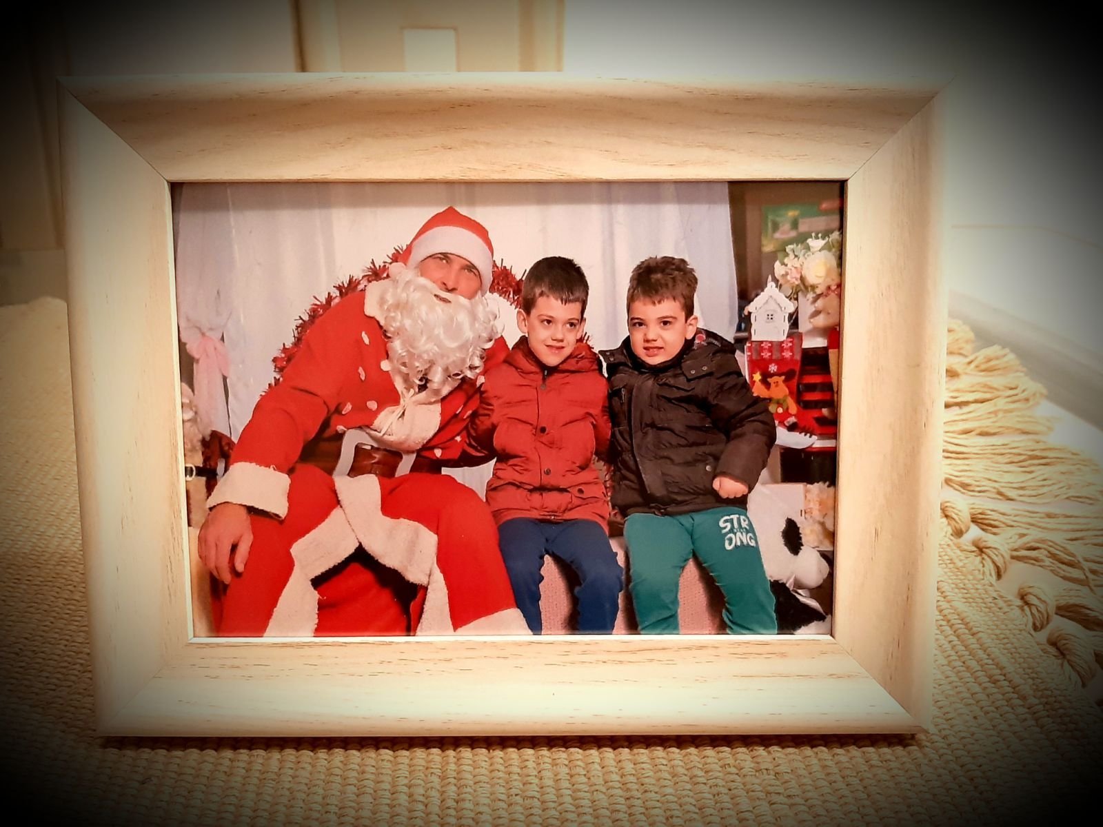 IMG-3a22f18dd2cb10a985619706cb6e1d5f-V2028129.jpg Ram sa slikom po želji - Слика 1