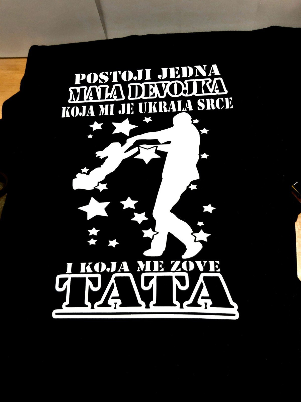 IMG-539672350d7bbff61d57542fcf320c13-V2028129.jpg Postoji jedna mala devojka (crna) - Слика 1