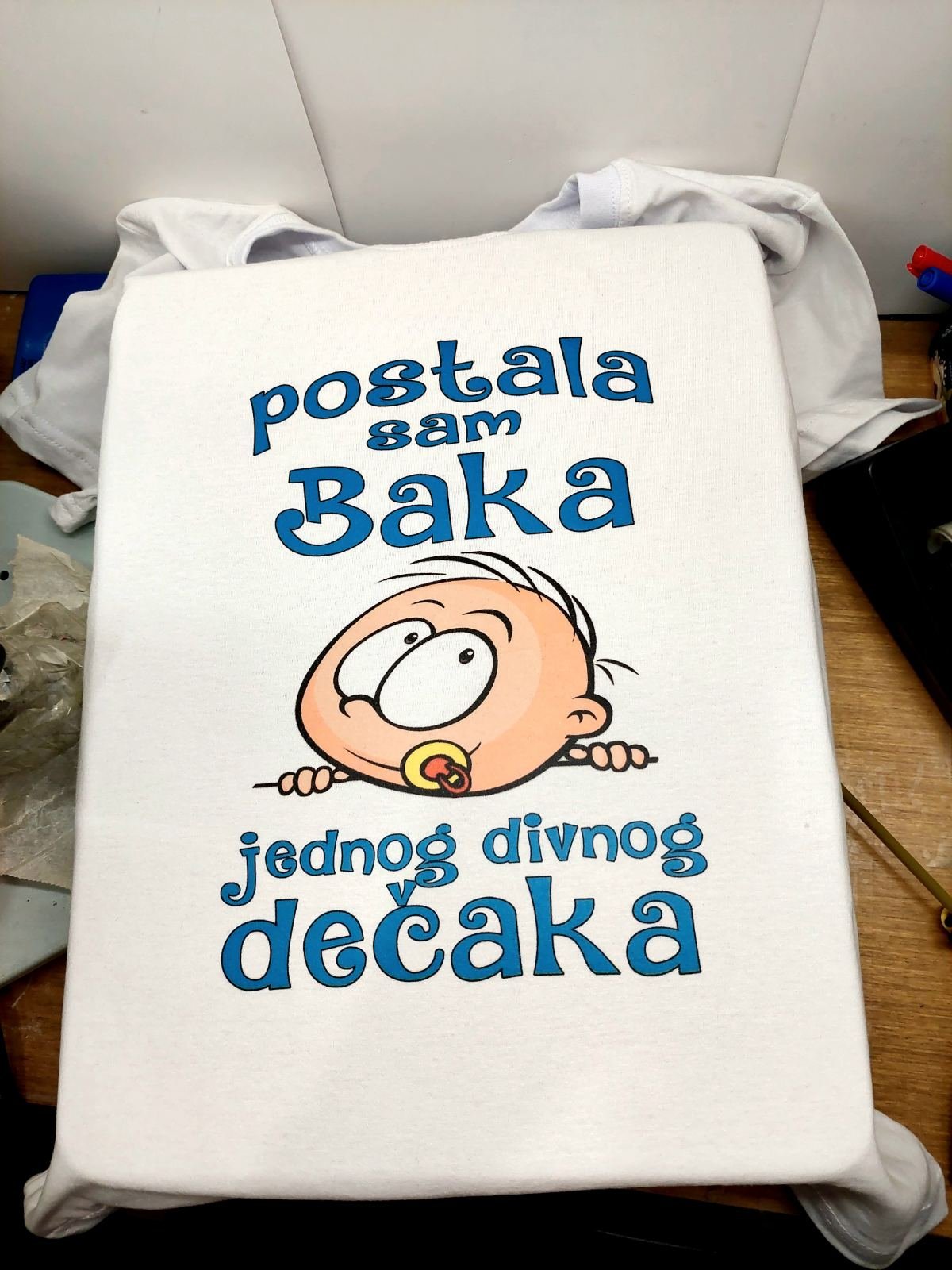 IMG-96b68e2ce03d42d0dc3e353e6857340c-V.jpg Postala sam baka - Слика 1