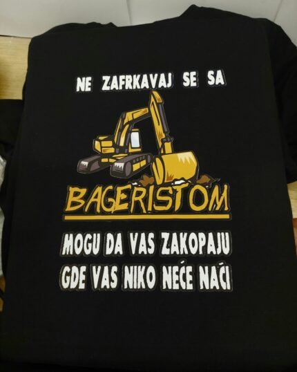 Ne zafrkavaj se sa bageristom :)