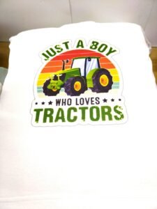 Decak koji voli traktore :)
