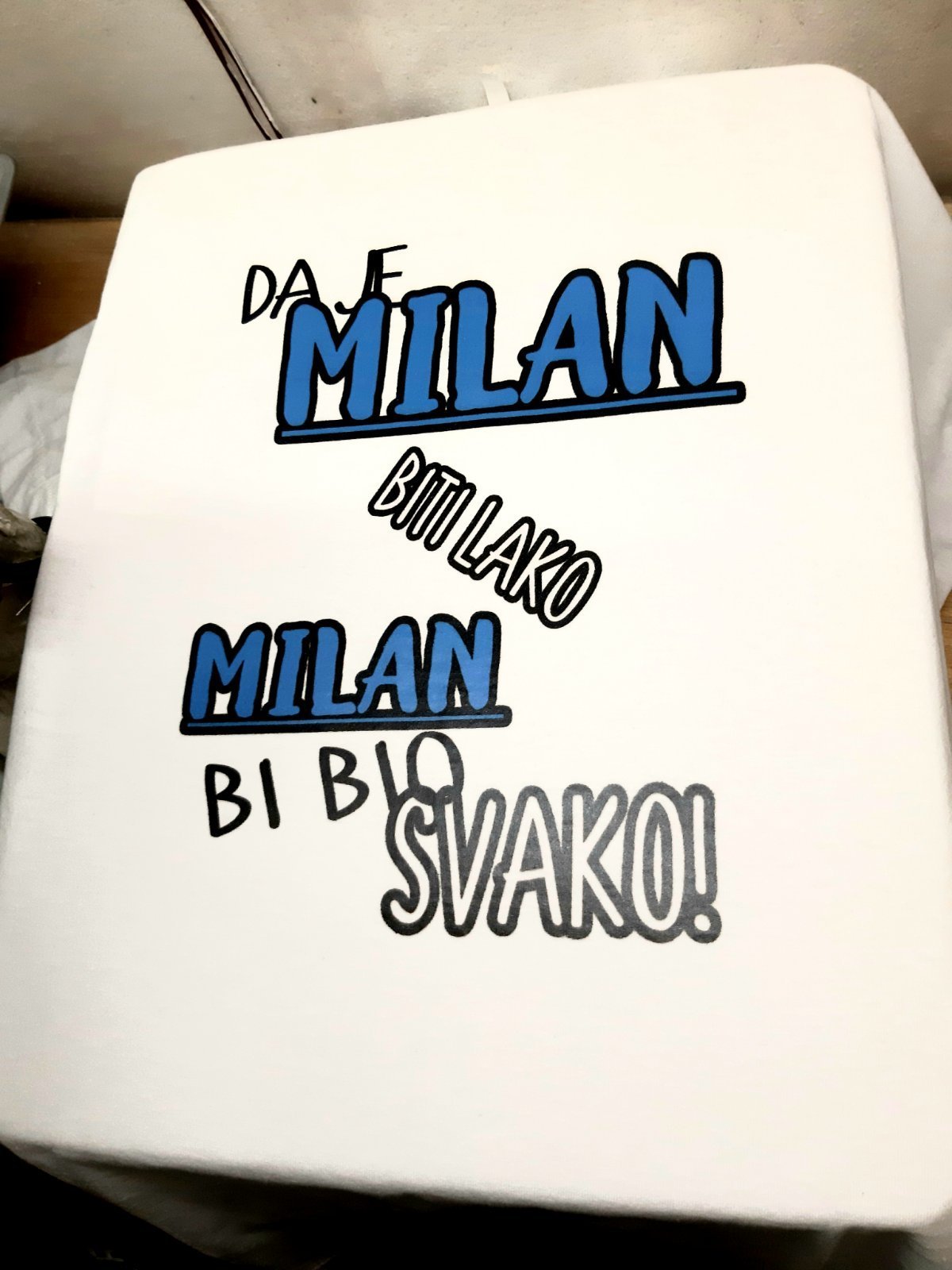 da20je20milan20biti20lako.jpg Da je Milan biti lako - Слика 1