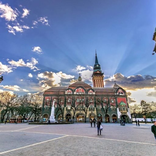 Isporuka stampanih majica Subotica