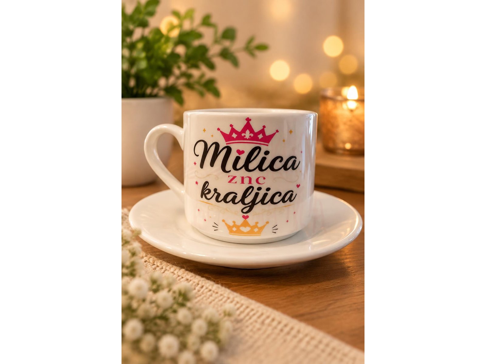 Kraljica + ime — Univerzalna izmena Kraljica + ime – Šoljica za kafu