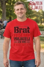 Majica — Brat – poseban prijatelj za sve ludorije. – Brat sestra, boja crvena