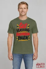 Majica — ŠEF VLASTITOG RASPOREDA PAUZA! – Kolega koleginica, boja maslinasto zelena