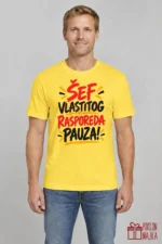 Majica — ŠEF VLASTITOG RASPOREDA PAUZA! – Kolega koleginica, boja žuta